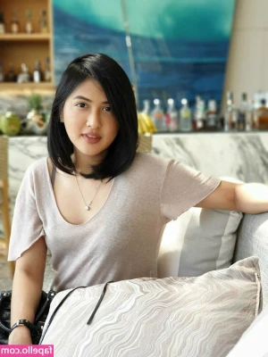 Asian Babe Fay [ asian-babe-fay ] - Desnudita afuera hoy😈😈😈😋