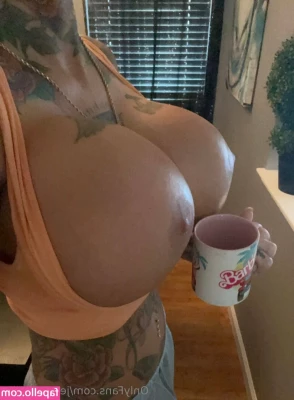 jessiedeville - Face Down Ass up