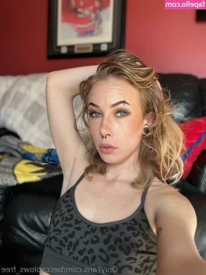 beccablows_free [ beccablows-free ] - Come on over baby 😘