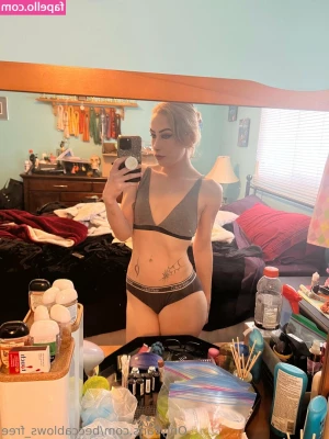 beccablows_free [ beccablows-free ] - Love is a Polaroid  Better in picture