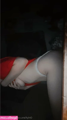skyedawsin - For this holiday season I ve nicknamed my pussy  spirit  so get into