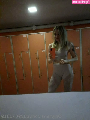 countryblond - Lift up my skirt