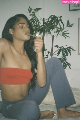 Pretiits - Custom content available today 💜