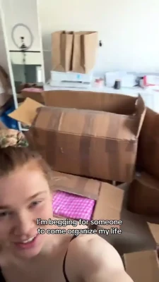 Cassidy Gray [ cassidy-gray ] - Hey guys I’m coming back on tonight! I’ve missed you a lot. Thank