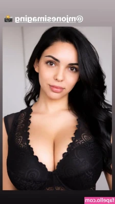 Tara Yazdi [ tara-yazdi ] - FORREST R | 7 London - 2023 MASCULAR @ Play