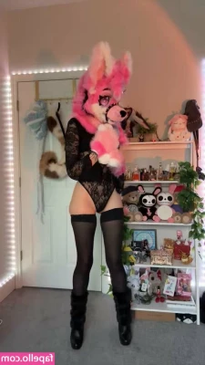 soviestar - It’s almost Friday 😈😈😈
