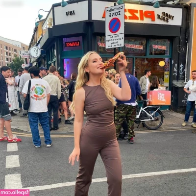 Amelia Dimoldenberg [ amelia-dimoldenberg ] - ‼️Super deal alert!‼️ Creamy dildo riding front and back