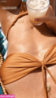 Annemarie Carpendale [ annemarie-carpendale ] - Check    miia_sweetyMy hot work friend  miia_sweety needs a good part 1