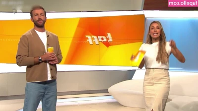 Annemarie Carpendale [ annemarie-carpendale ] - Pito  Pies  O cara   gay  gaygdl  gdl  sex  porn  dick  suckmydick 