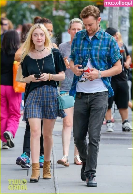 Dakota Fanning [ dakota-fanning-1 ] - Leaked Set Number 48