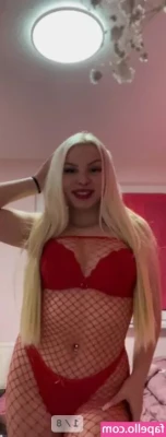 Blondebarbiebitch - Aye we won I know it s my picture but I wouldn t have won with out