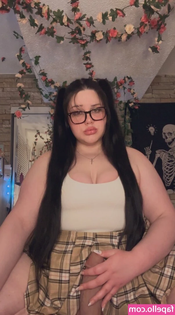 lolacaughthere - When you really hit that spot 'face'