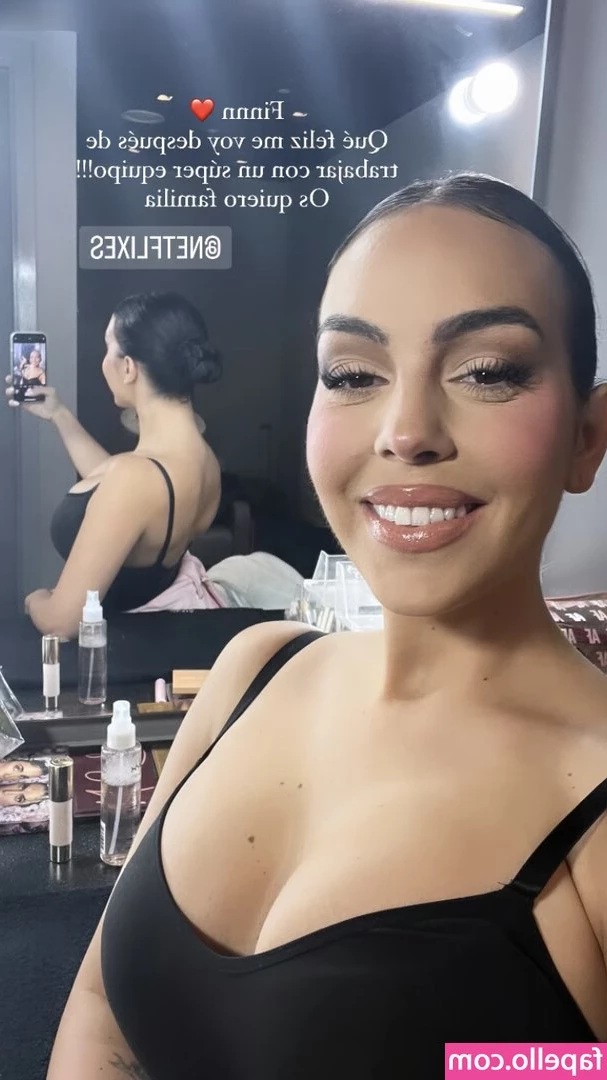 Georgina Rodriguez Hernández [ georgina-rodriguez-hernndez ] - Sent you a JOI and a footjob in your DMs... What should I send you