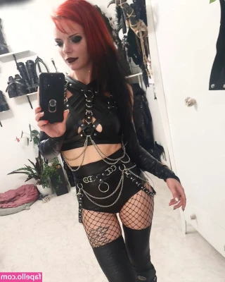 Lady_denight_official [ lady-denight-official ] - I see you, do you see me!?! 🧐