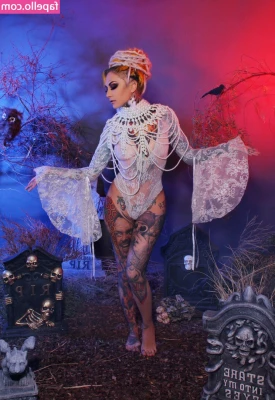 Lena Scissorhands [ lena-scissorhands-1 ] - New video :) I had the best orgasm using my glass dildo to fuck