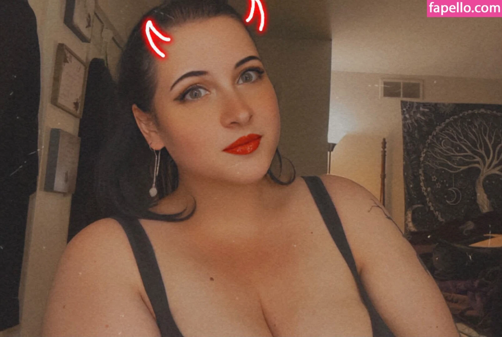 Curvydawn - I'll add a little soft pink color🌺🥰