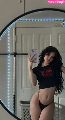 Kendalluvxx - Decided to take my clothes off before starting my Easter Extravaganza