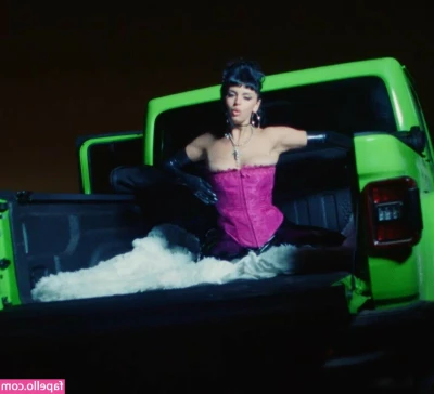 Rebecca Black [ rebecca-black ] - And here's Cubby's cumshot for the overhead video. I had to hold the