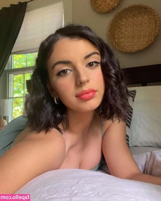 Rebecca Black [ rebecca-black ] - Happy Hump Day everyone!!😘 I think V shaped panties do my ass