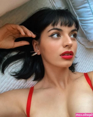 Rebecca Black [ rebecca-black ] - Daddy spoil me with pantyhose and let me show them off for you tease