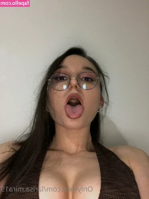 Claudiroxa [ claudiroxa-2 ] - I did laundry today so I decided to do a try on of my favorite thongs