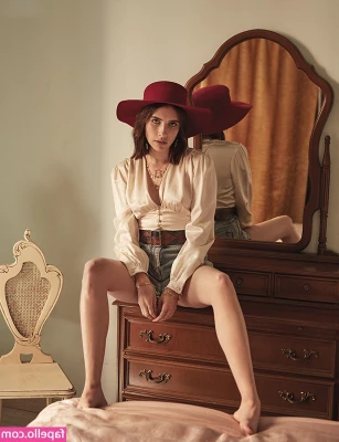 Emma Roberts [ emma-roberts ] - ep 2 5 ชอบ outdoor ช วยแชร  ฝากต