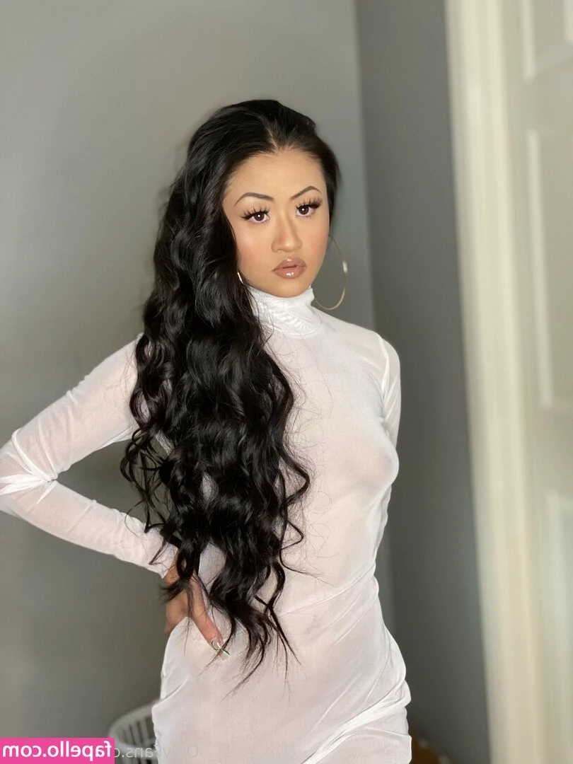 kamikolin - Just a casual night that I want your hand all over me