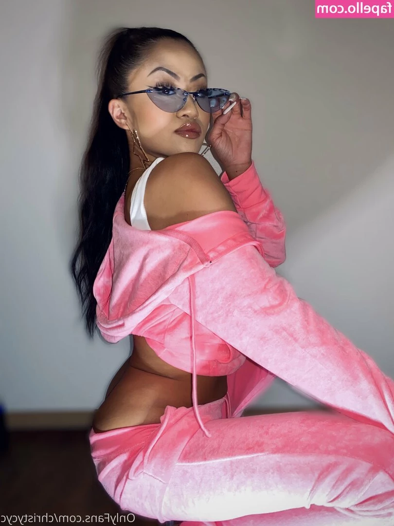 kamikolin - Yes baby I bet you never see a pregnant girl riding a dildo and make
