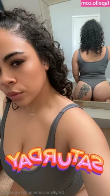 ariasinsxxx - Aren’t you ready for sweater weather? 🖤