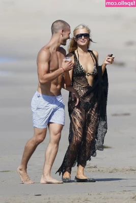 Paris Hilton [ paris-hilton ] - I hope I m not too late for hump day