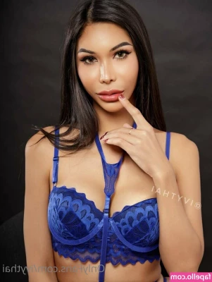 ivythai - Wanna see the uncensored pic of this titty flash  Head over to my VIP