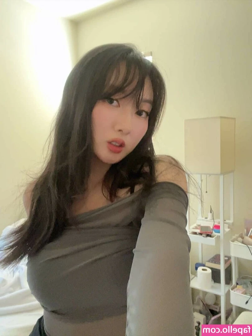 Celina Ceweina [ celina-ceweina ] - 🎇𝗦𝗘𝗣𝗧𝗘𝗠𝗕𝗘𝗥 𝗡𝗔𝗨𝗚𝗛𝗧𝗬