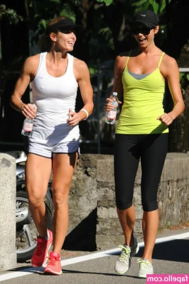 Stacy Keibler [ stacy-keibler ] - Nite time Titty Top Down Video 😜😜