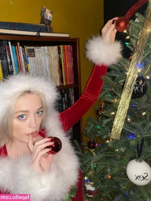 Caroline Vreeland [ caroline-vreeland ] - 2 for $3