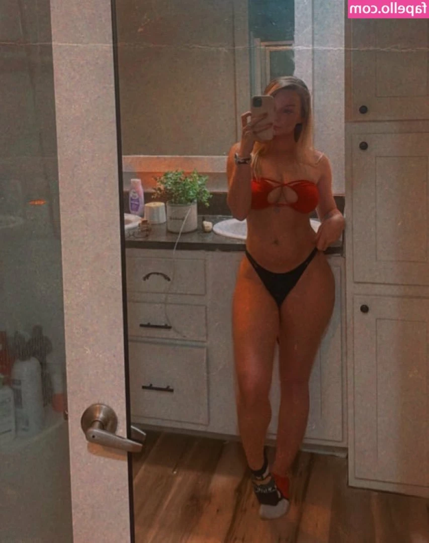 chassidylynne [ chassidylynne-2 ] - So I'm stripping for you with pictures and if you feel like watching