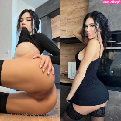 draken_lady [ draken-lady ] - This is me  bare  natural  and loving myself    I hope everyone has a