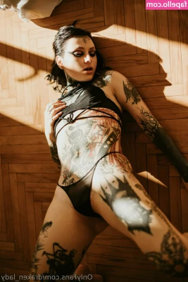 draken_lady [ draken-lady ] - Sorry I ve been so busy with Black Friday guys  But  get something