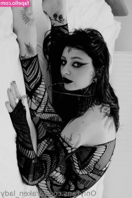 draken_lady [ draken-lady ] - Im back! Had to take a little break from posting as I was really