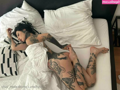 draken_lady [ draken-lady ] - Sending out a full video of me enjoying my own company and shooting a