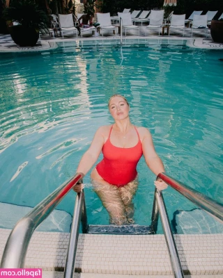 Iskra Lawrence [ iskra-lawrence ] - We can just call your credit card company and up the limit