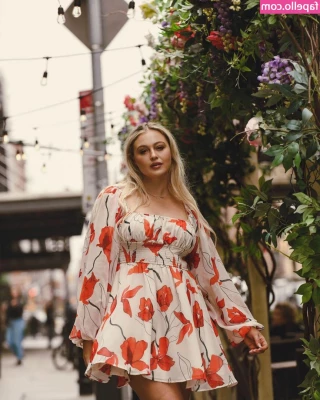 Iskra Lawrence [ iskra-lawrence ] - Buongiorno bellissimi   volevo solo avvisarvi che l 8 marzo per la