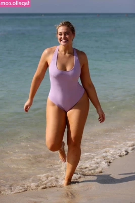 Iskra Lawrence [ iskra-lawrence ] - LAST CHANCE to be added to my advent calendar    Calendar starts