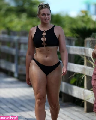 Iskra Lawrence [ iskra-lawrence ] - Titty tuesdayyy 😜 16 min of Slo-motion fun Tits bouncing and