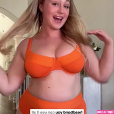 Iskra Lawrence [ iskra-lawrence ] - Pizzaz ✨