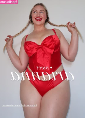 Iskra Lawrence [ iskra-lawrence ] - Any special request hit my dm