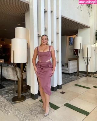 Iskra Lawrence [ iskra-lawrence ] - 2020 Video Sweet Moans - On X  Twitter   LTGMonniLuv  capscuming 
