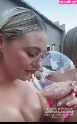Iskra Lawrence [ iskra-lawrence ] - Happy saturday part 1