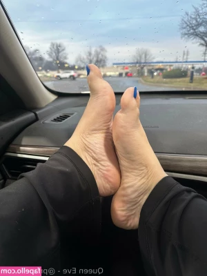 prettyyheelz - I love sucking cock on adventures     He was so turned on by me