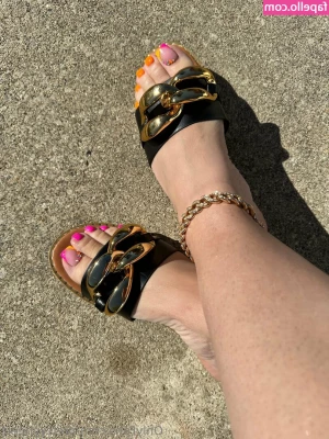 prettyyheelz - Are they big enough?