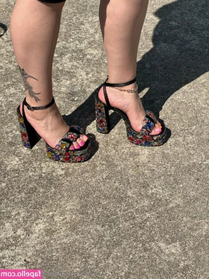 prettyyheelz - Suck them till I ... 😈